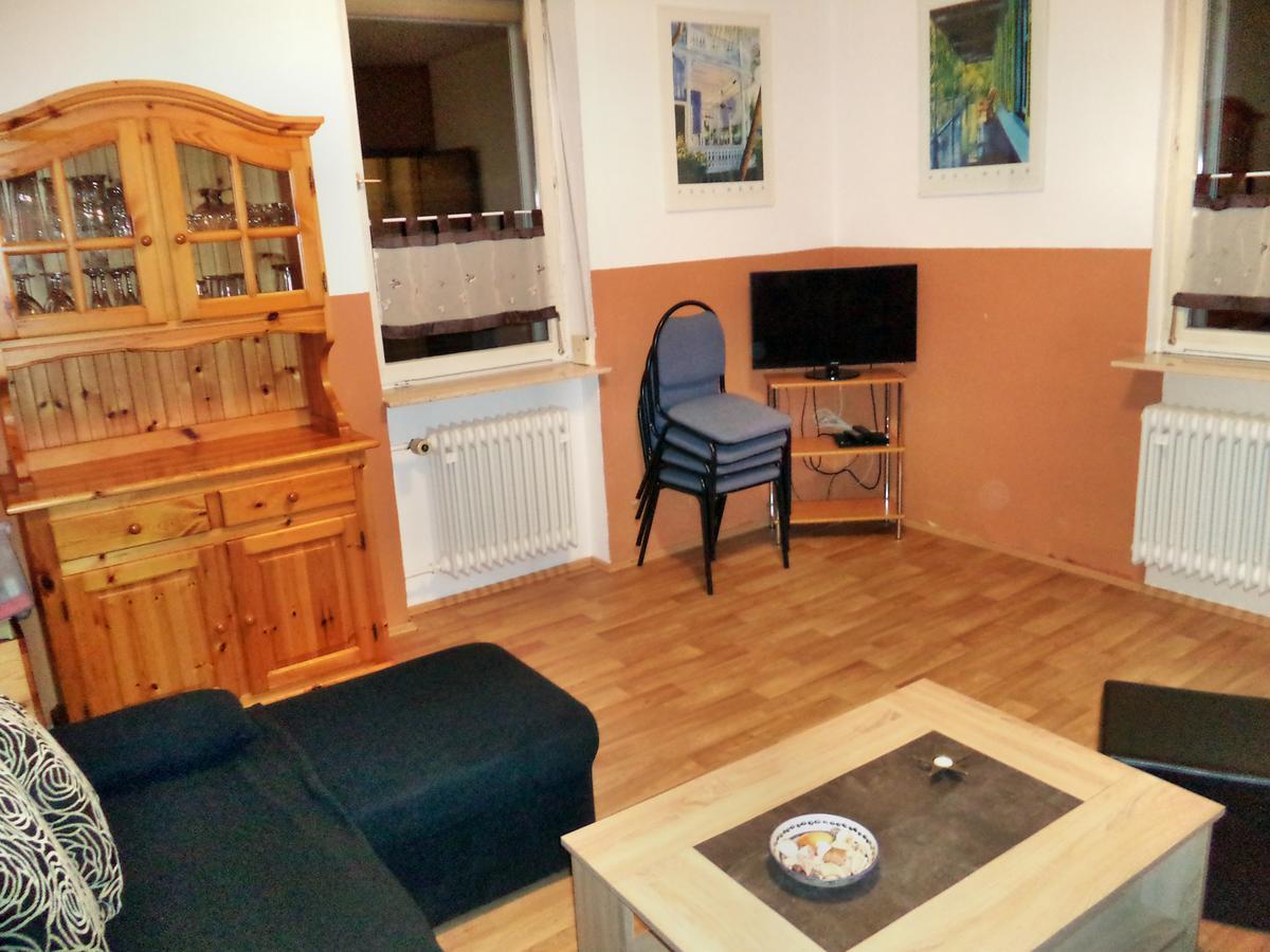 Pferdehof Und Wanderreitstation Doersam Villa Moerlenbach Bagian luar foto